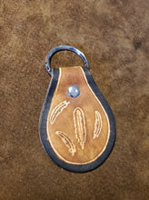 Load image into Gallery viewer, Leather Keyfob Feather
