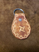 Load image into Gallery viewer, Leather Keyfob Spiral
