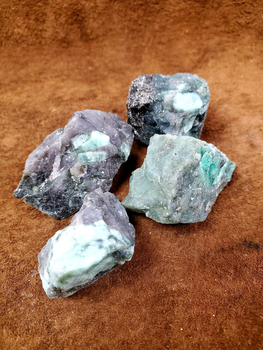 Rough Emerald Pocket Stone